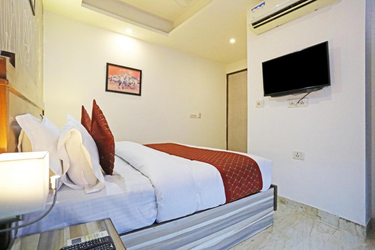 Hotel The Best Near Delhi Airport Neu-Delhi Exterior foto