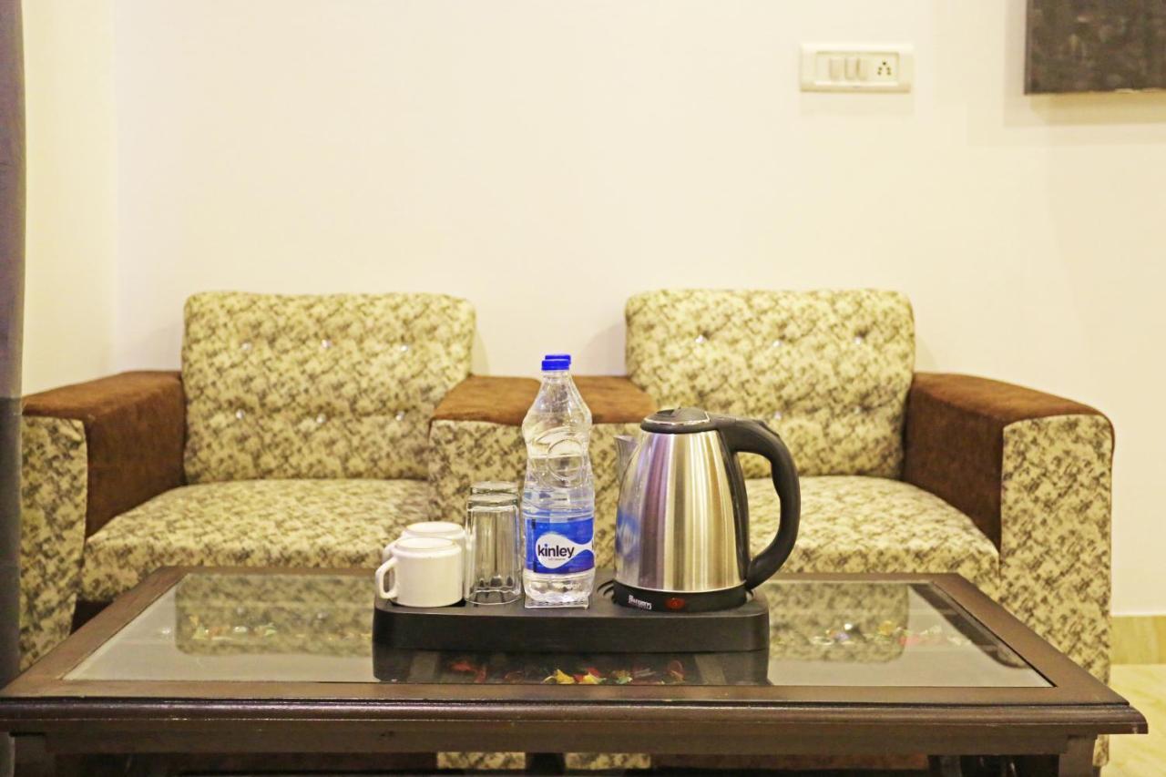 Hotel The Best Near Delhi Airport Neu-Delhi Exterior foto
