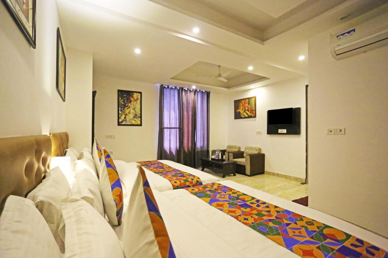 Hotel The Best Near Delhi Airport Neu-Delhi Exterior foto